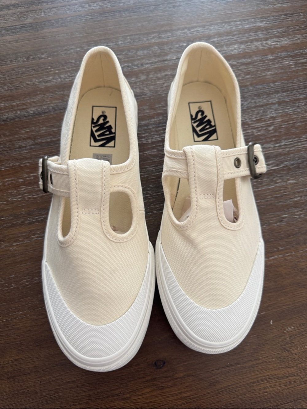 Vans Mary Jane Style 93 Shoes in classic white - Picture 2 of 9